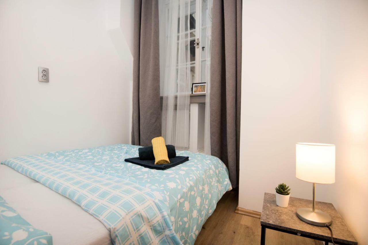 Apartment Near Wenceslas Square Прага Екстериор снимка